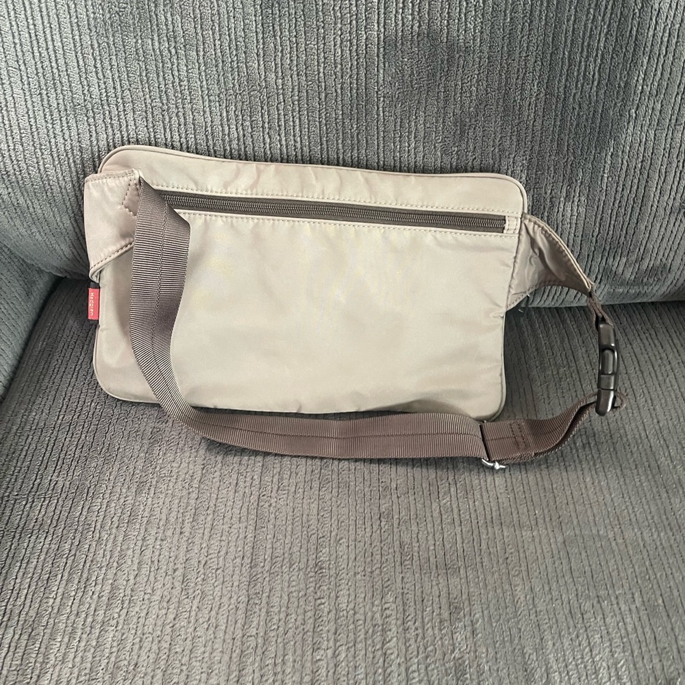 Hedgren Gray Messenger Bag - Picture 8 of 9